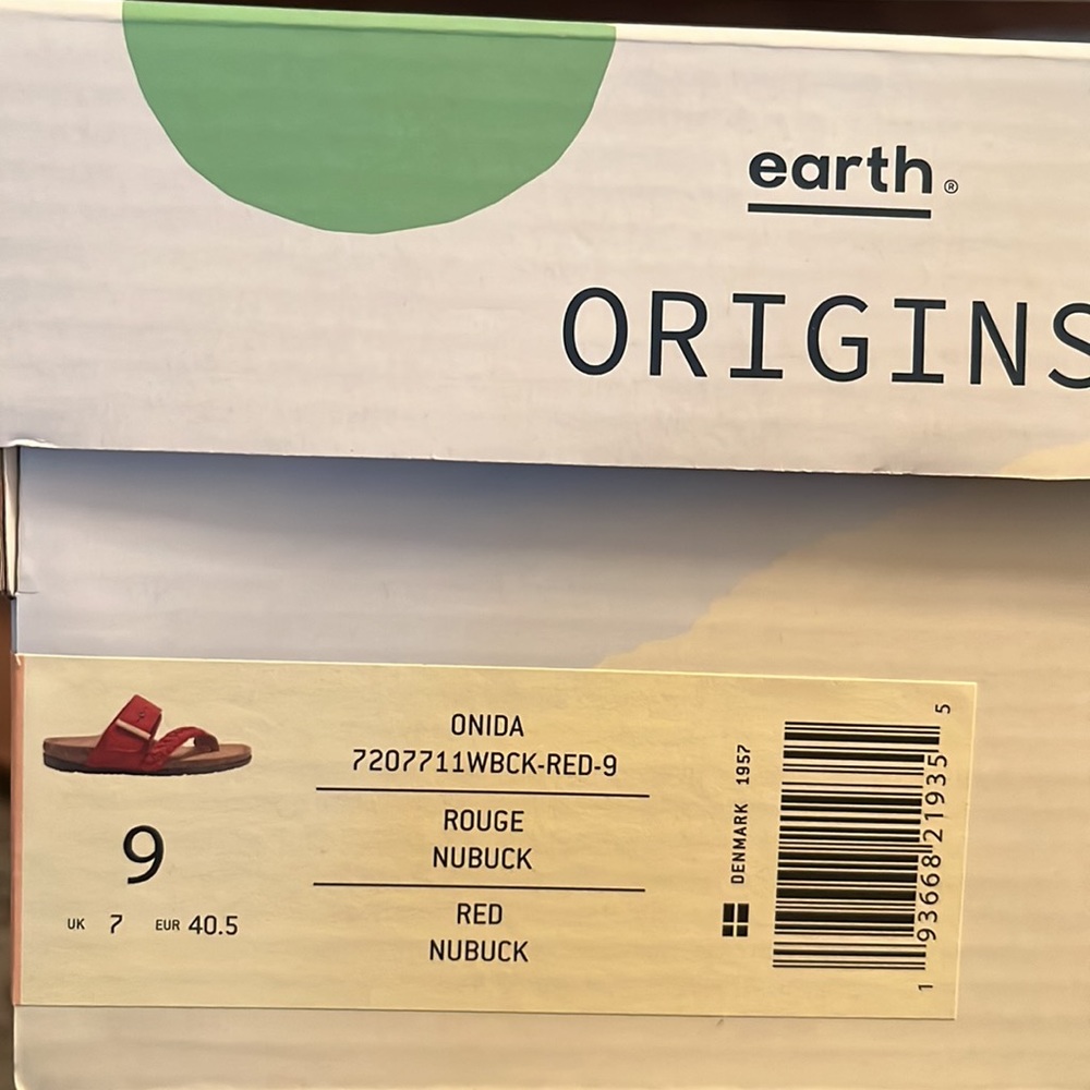 Earth Origins Red Nubuck Oneida Sandal - Size 9! - Picture 9 of 10